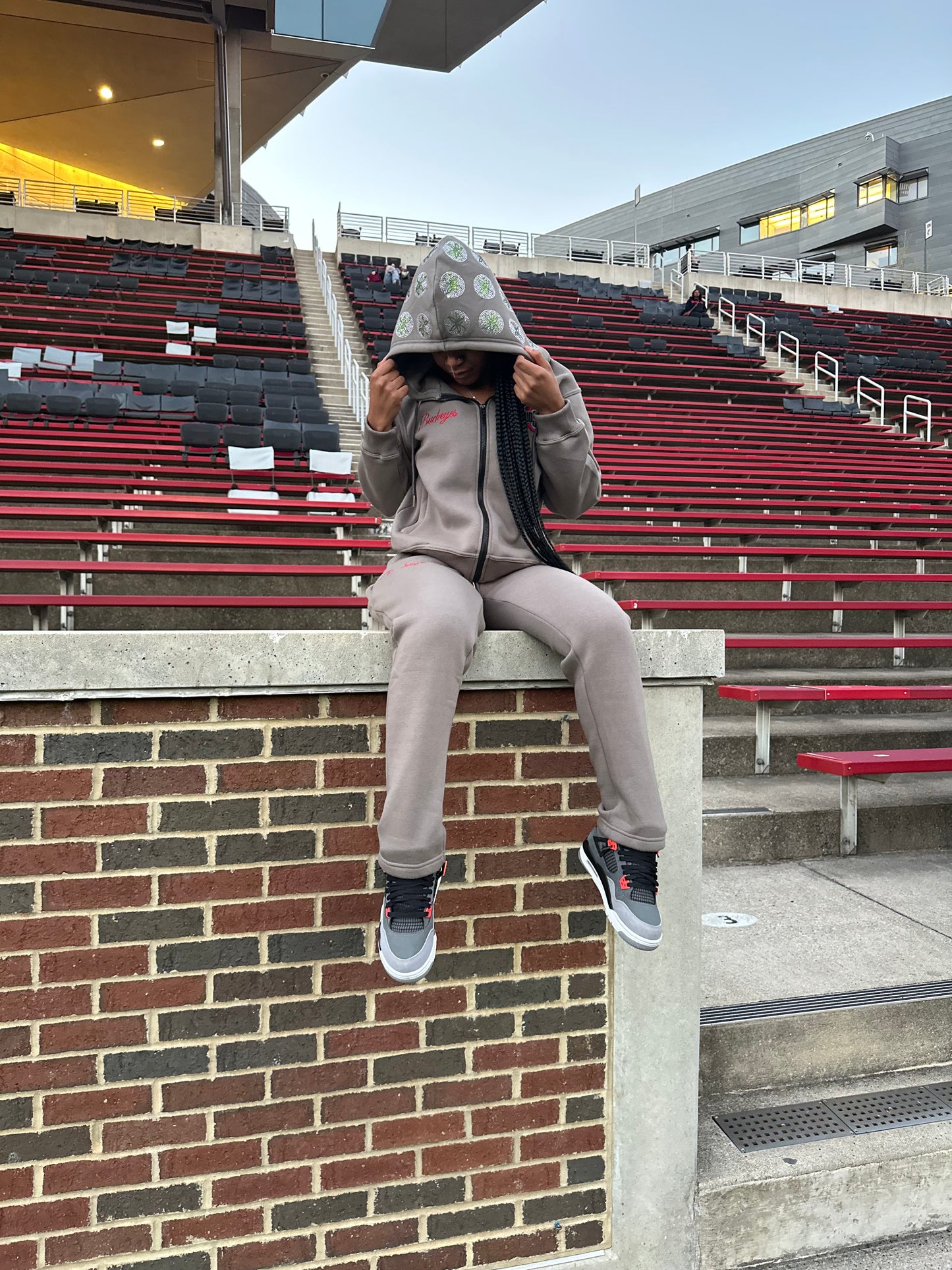 GRAY OSU SWEATSUIT