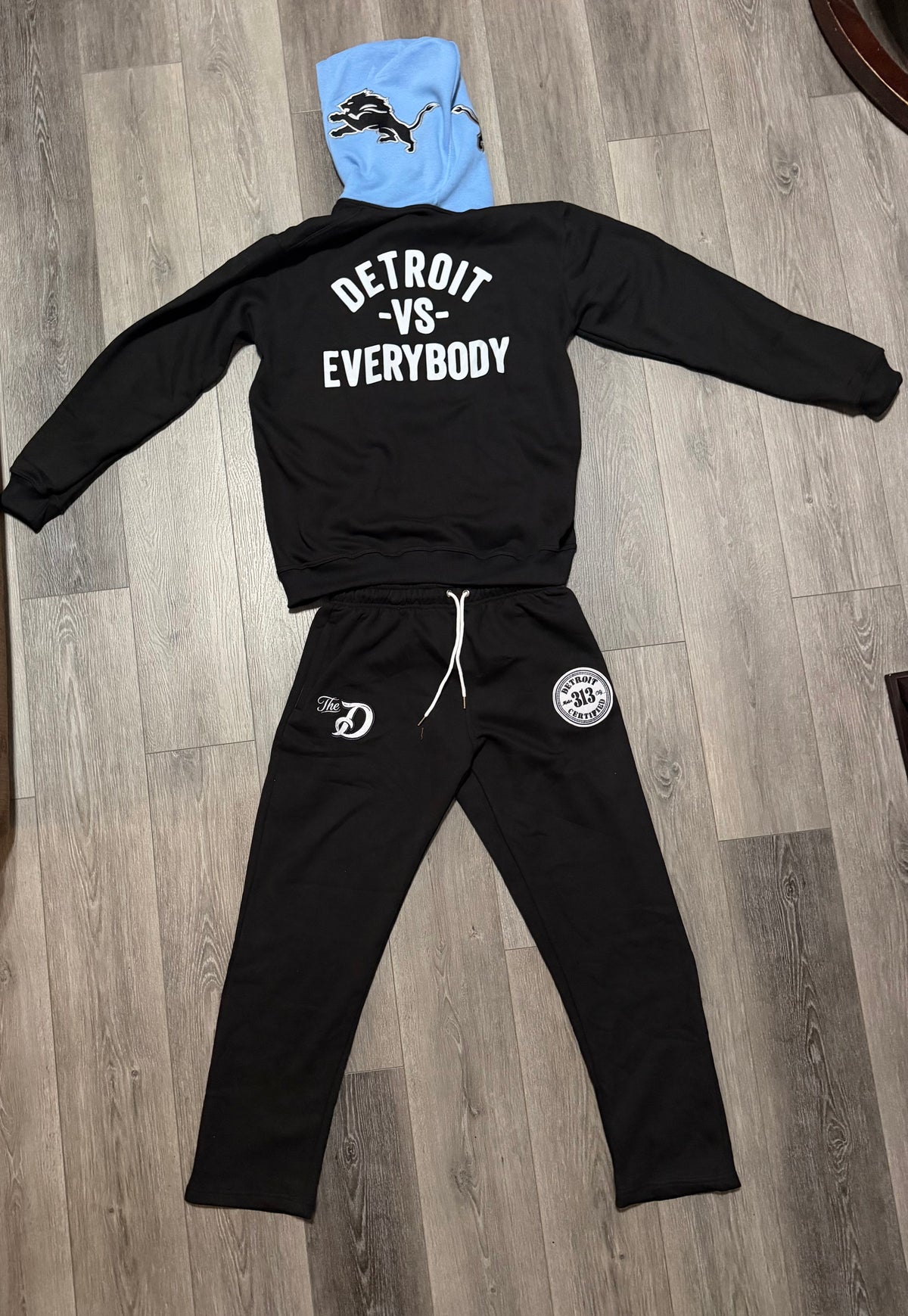BLACK WITH BLUE HOOD "313" SWEATSUIT