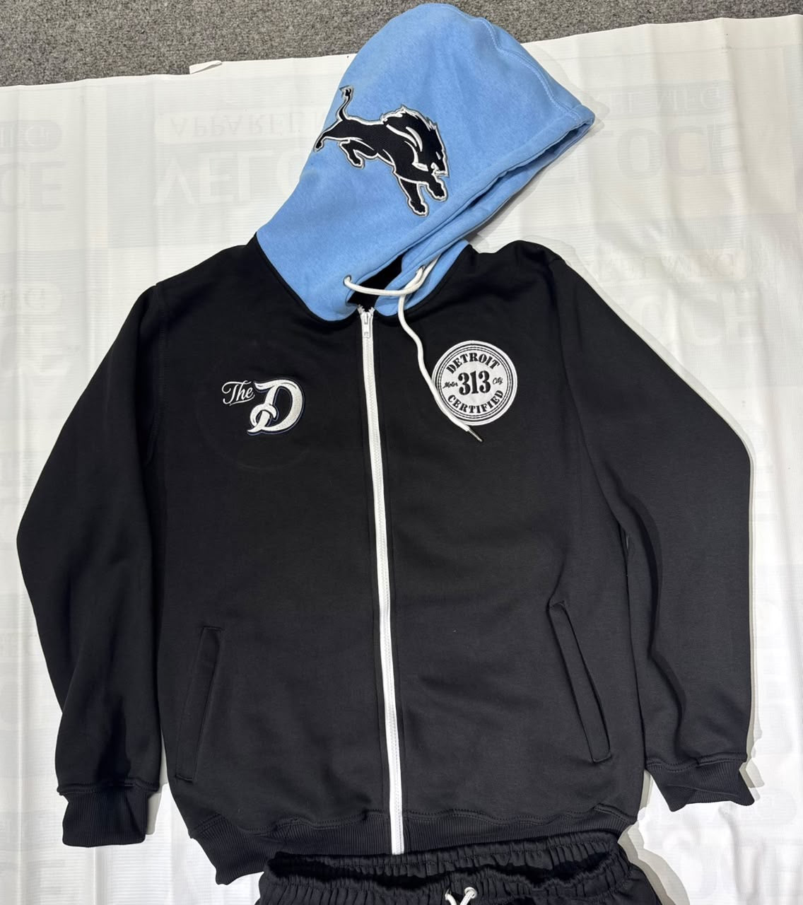 BLACK WITH BLUE HOOD "313" SWEATSUIT